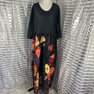 C Dear Quarter Sleeve Black With Floral Maxi Dress